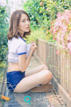 撕开美女内裤慢慢摸